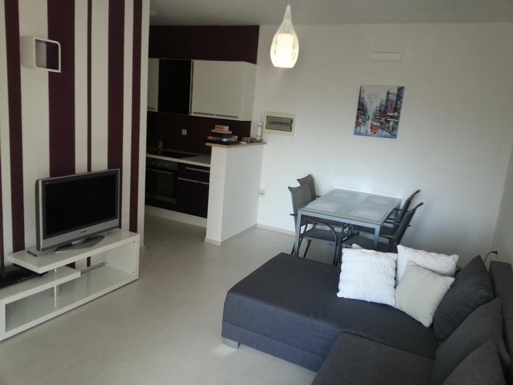 Tara Apartma *